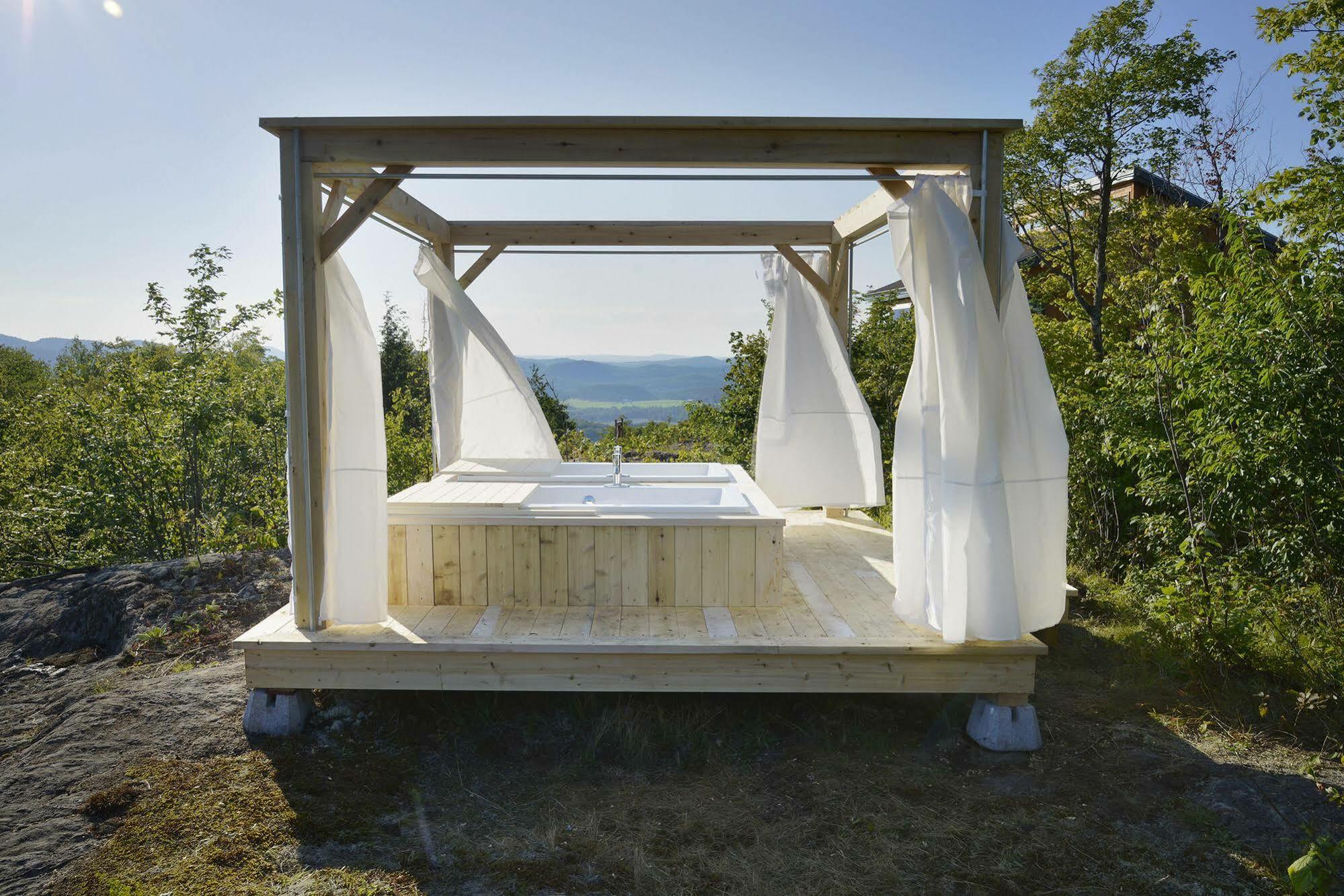 Eco Spa Highland Grenville-Sur-La-Rouge Екстер'єр фото